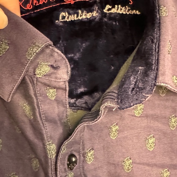 Robert Graham Limited Edition Dark Navy Skull Patterned Shirt - Picture 8 of 12